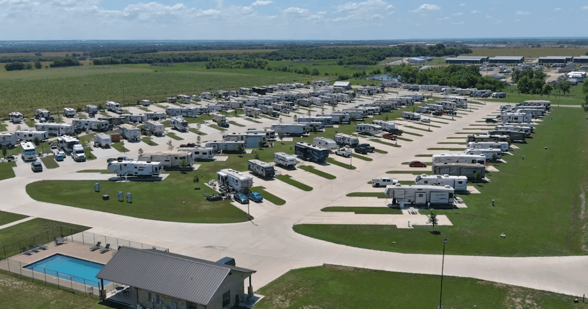Texas Ranch RV Resort RV park in Alvarado, TX (photo 1)